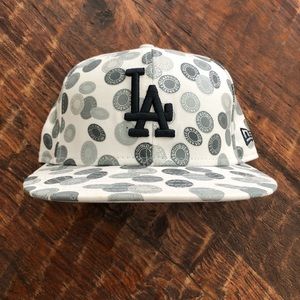 New Era 59 Fifty LA Dodgers // 7 1/4 // OBO